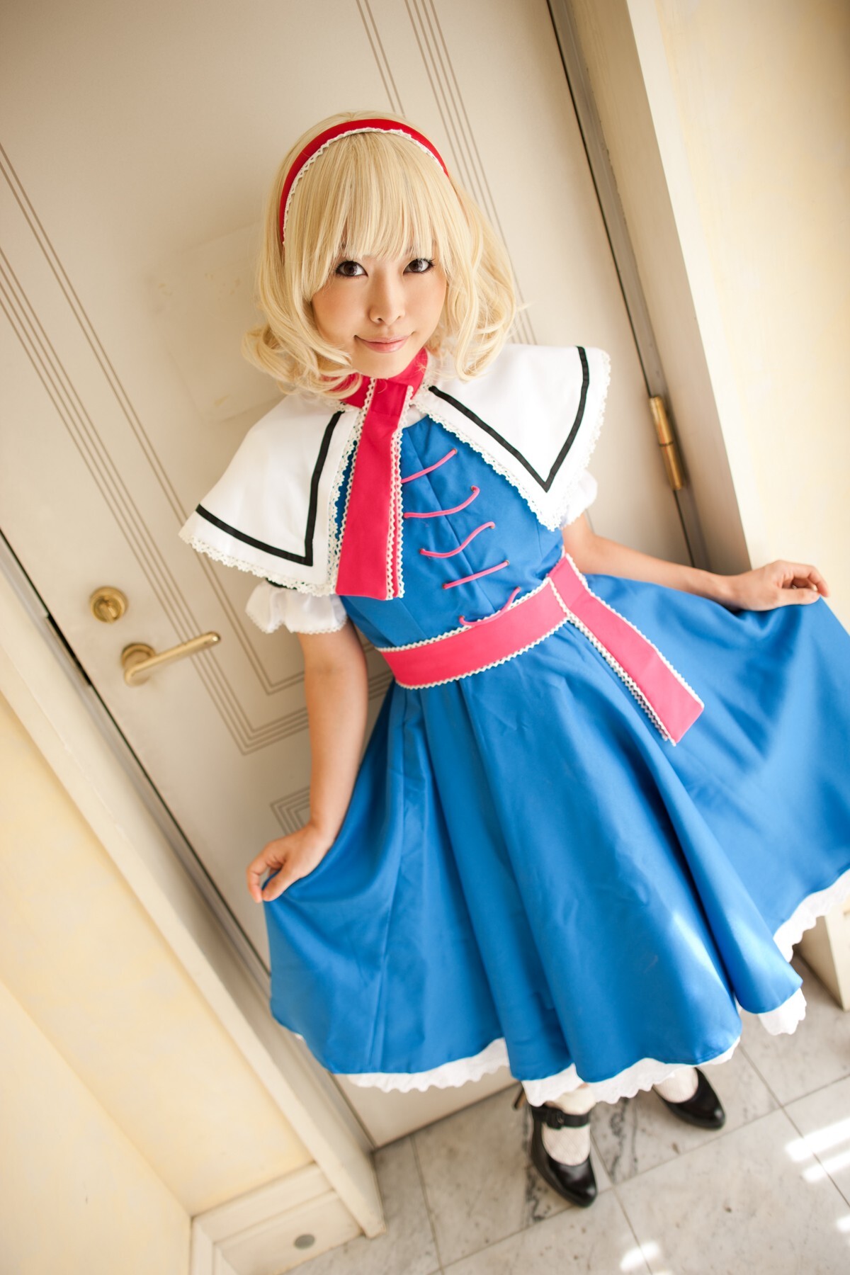 [Cosplay] New Touhou Project Cosplay  Hottest Alice Margatroid ever